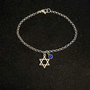 Jewish Star of David Bracelet with sapphire blue rhinestone charm